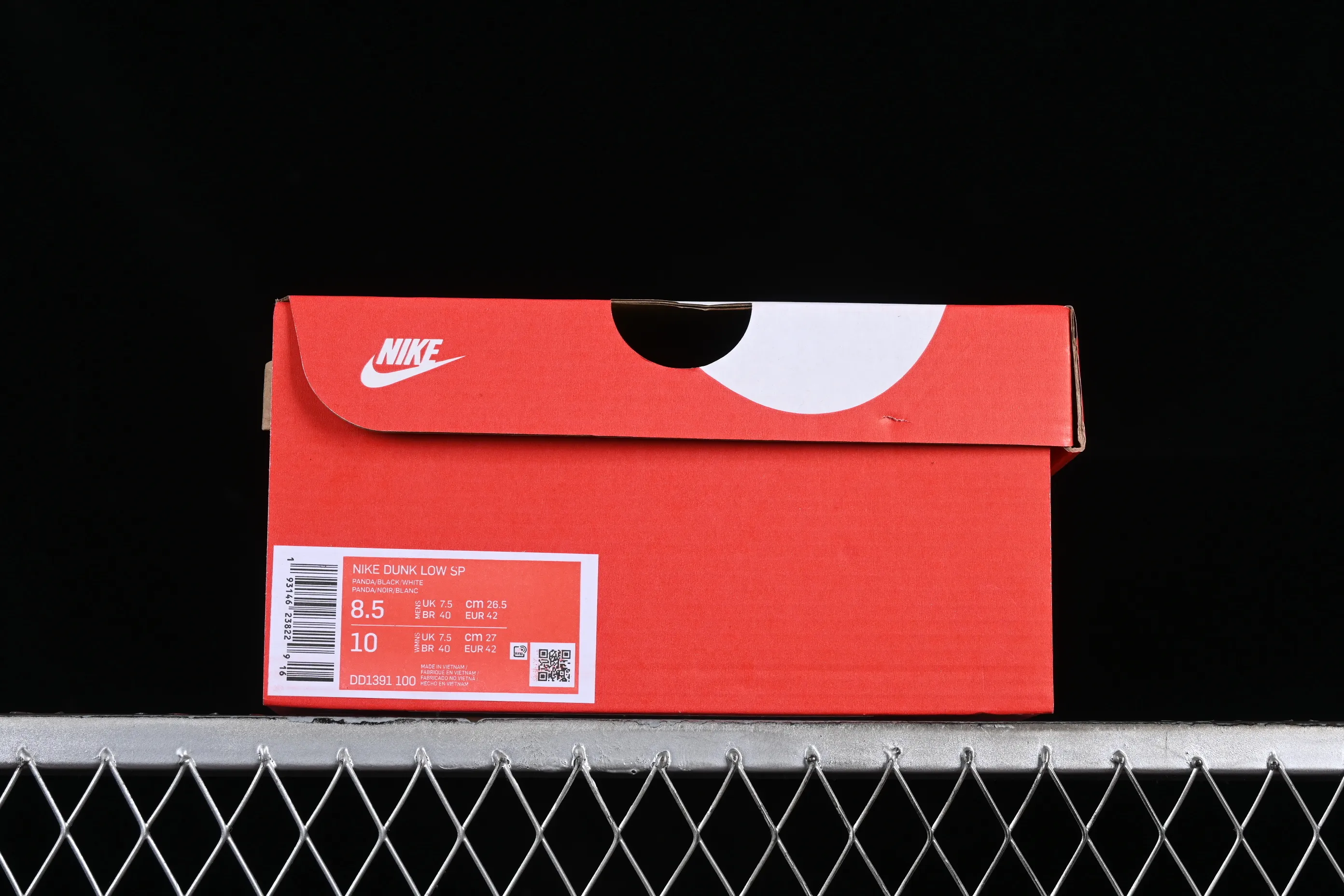 All categories Nk SB Dunk series Nk SB Dunk Low low-top sneakers Nk Dunk Low Little Red Panda Chinese style deconstructed hemp rope SB retro old low-top casual sneakers DD1391-100